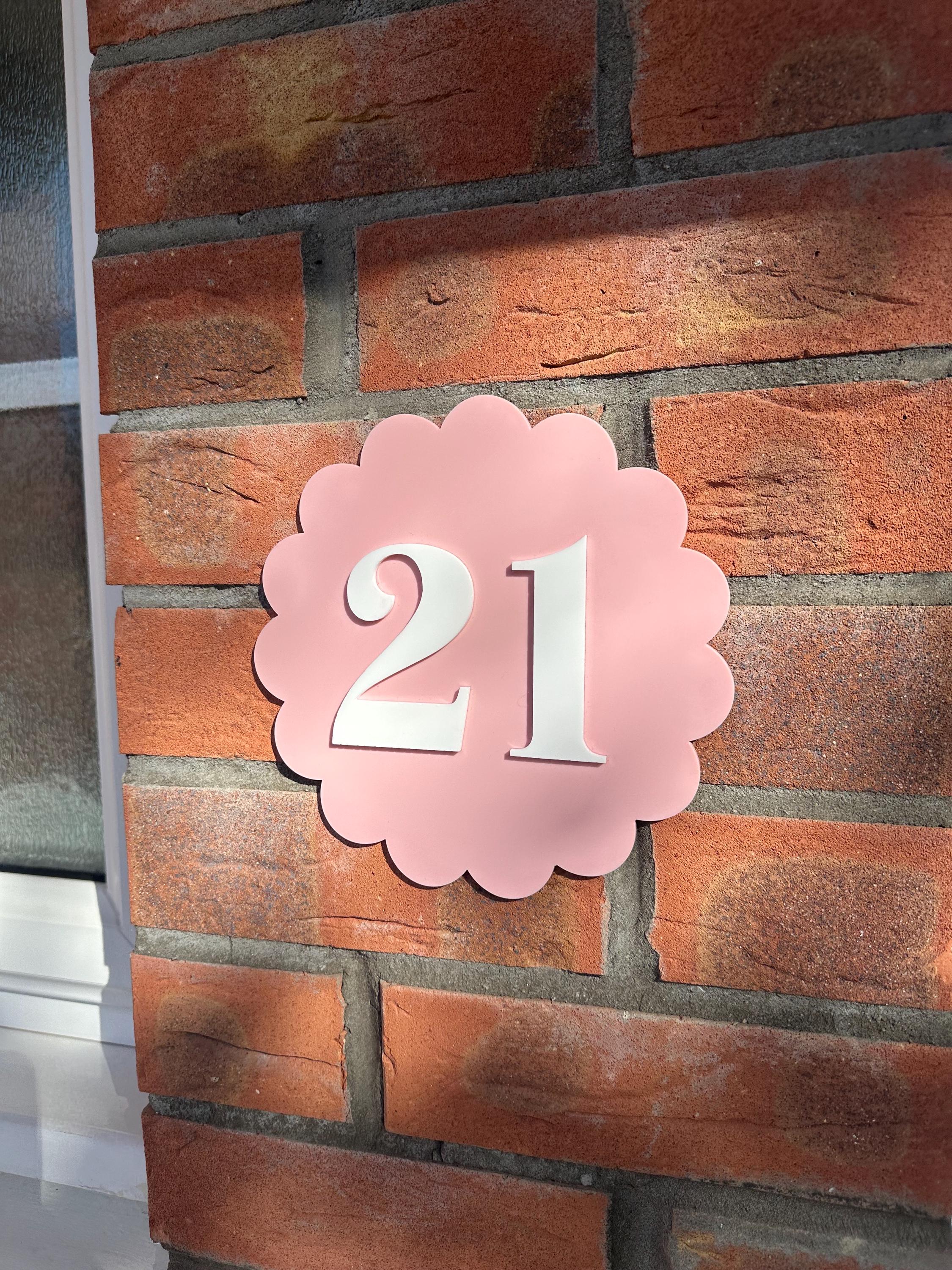 SCALLOP DOOR NUMBER