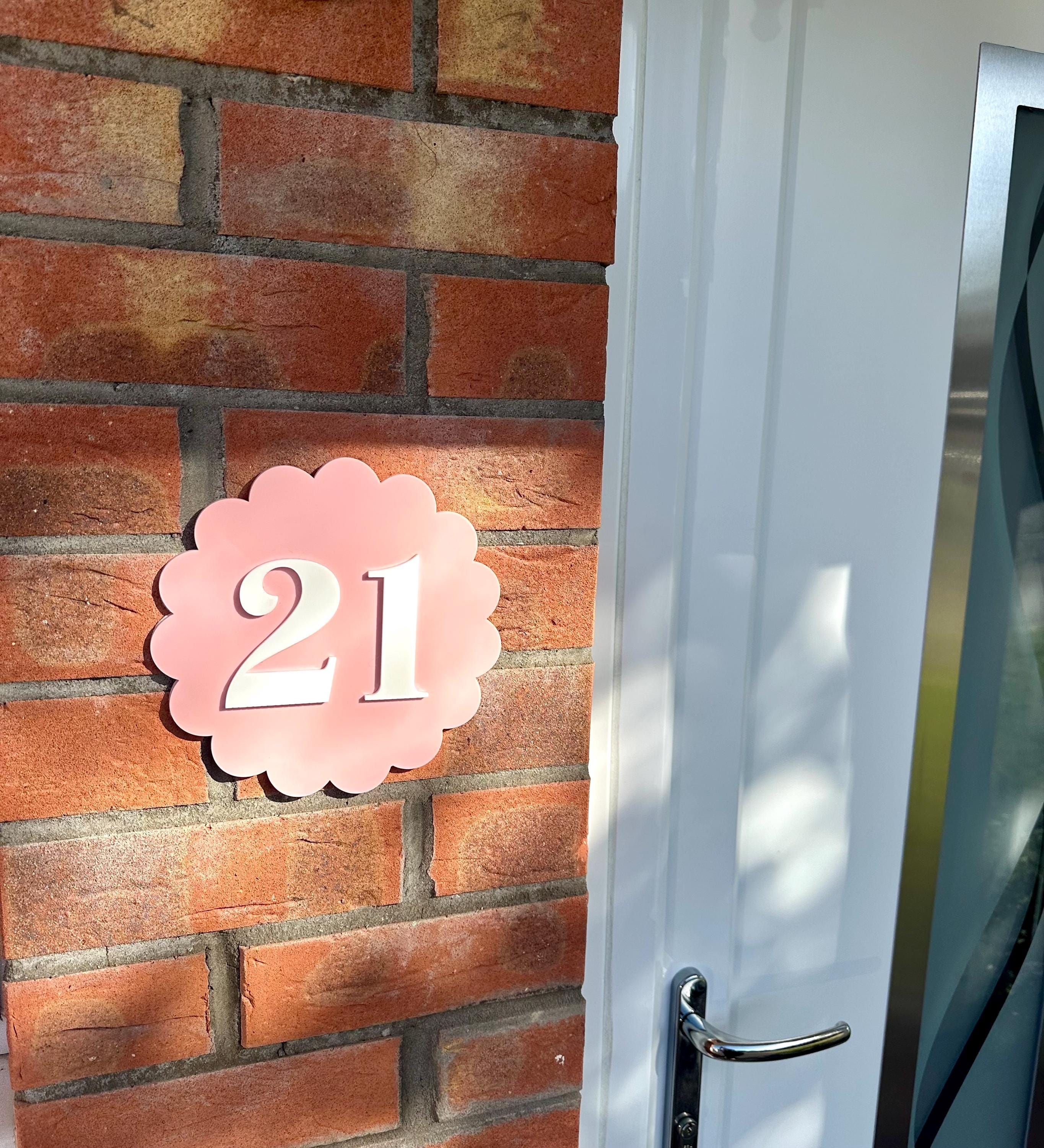 SCALLOP DOOR NUMBER