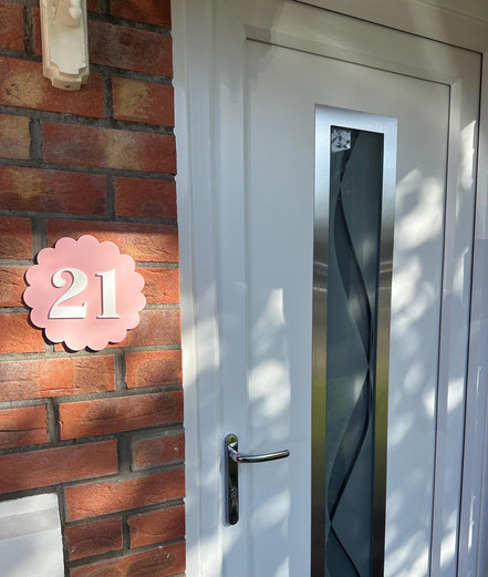 SCALLOP DOOR NUMBER