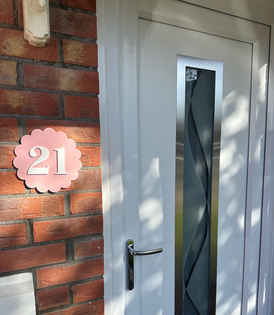 SCALLOP DOOR NUMBER